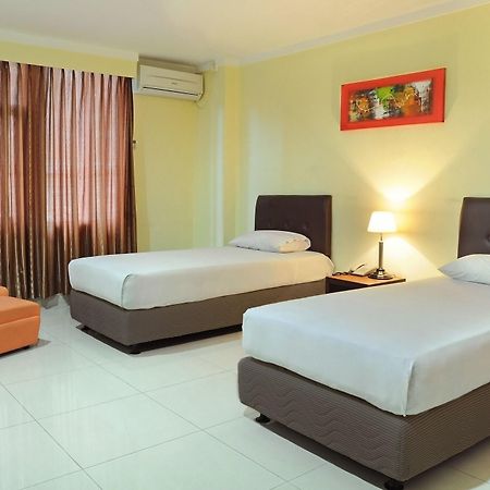 Hotel Banyuwangi Sintera Джакарта Екстер'єр фото