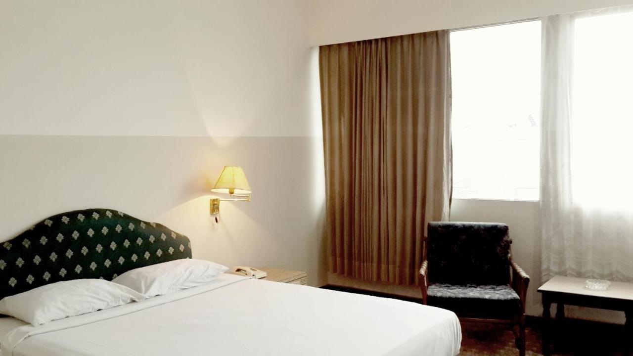 Hotel Banyuwangi Sintera Джакарта Екстер'єр фото